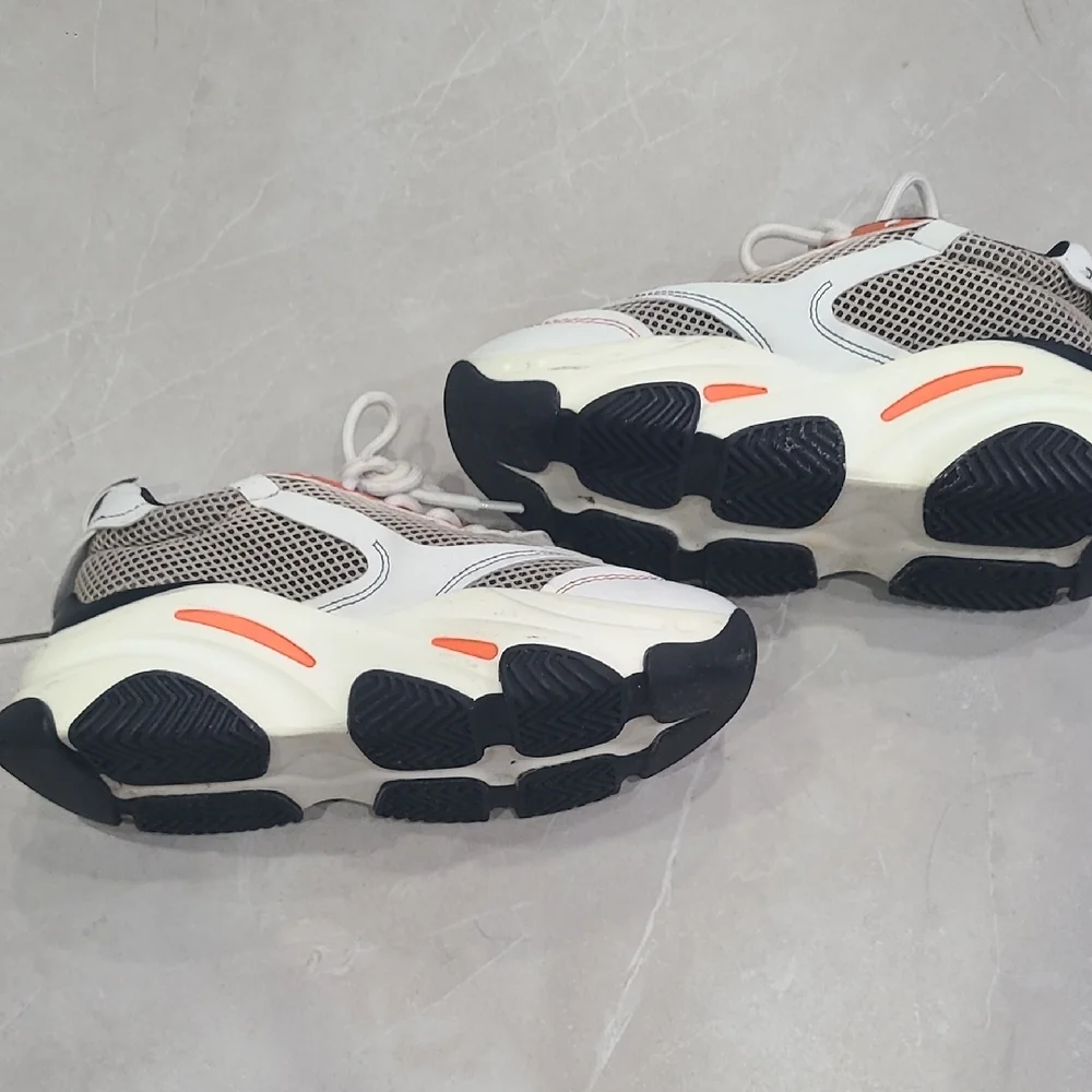 Steve Madden White and Black Sneakers with Coral Highlights